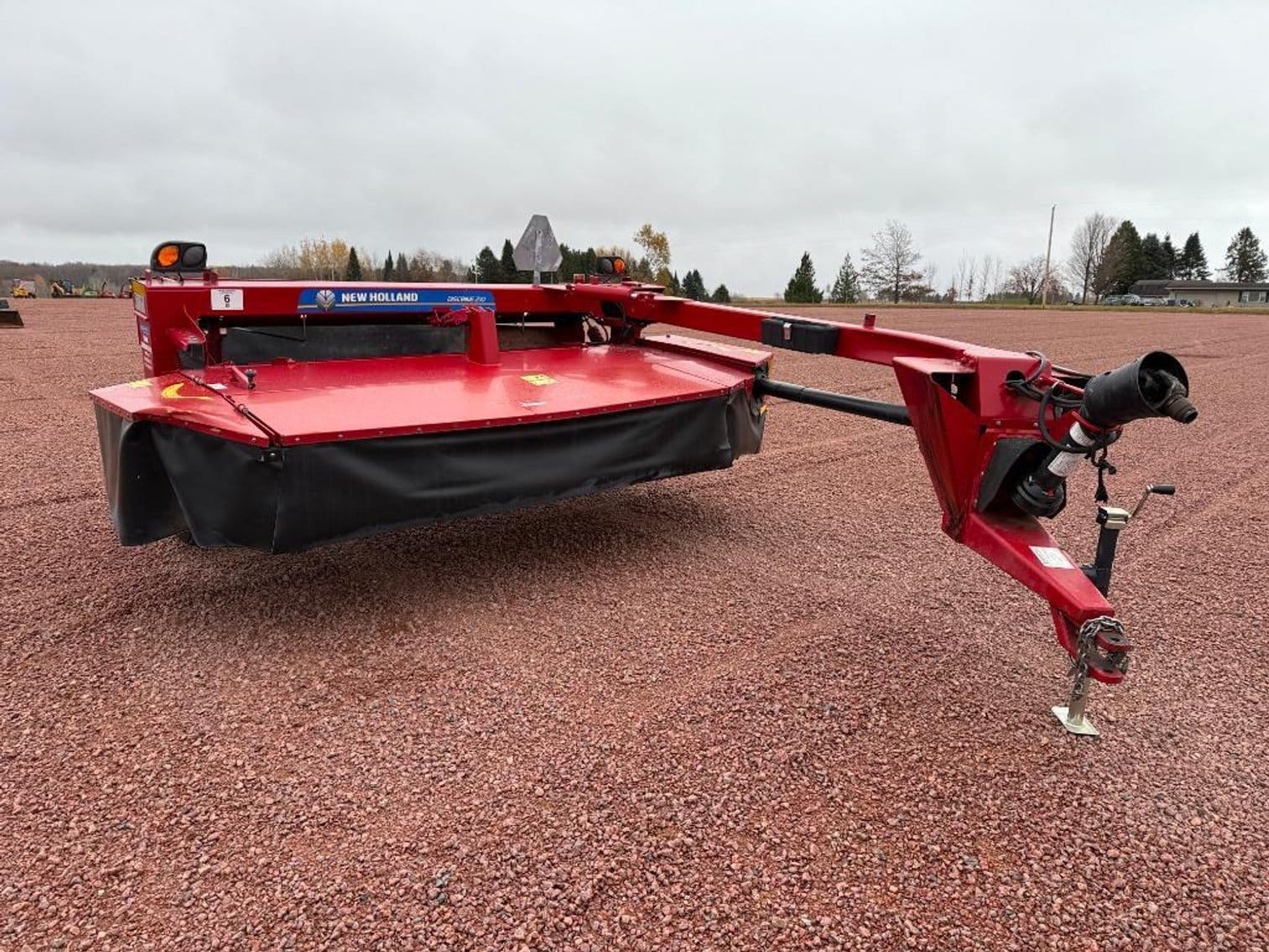 2019 New Holland 210 Equipment Image0