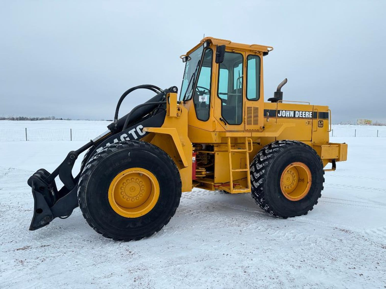 1996 John Deere 544GTC Equipment Image0