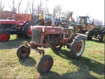 Main image Farmall Cub