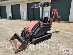2013 Ditch Witch XT855 Image