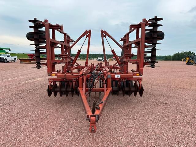 Image of Sunflower 4230 equipment image 1