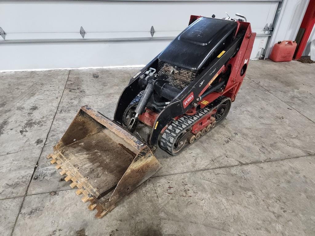 Main image Toro Dingo TX427