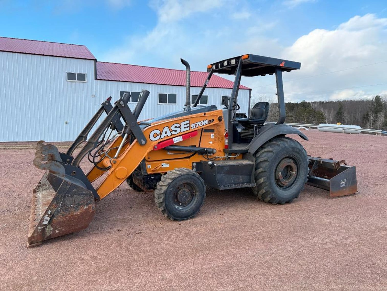 Case 570N EP Equipment Image0