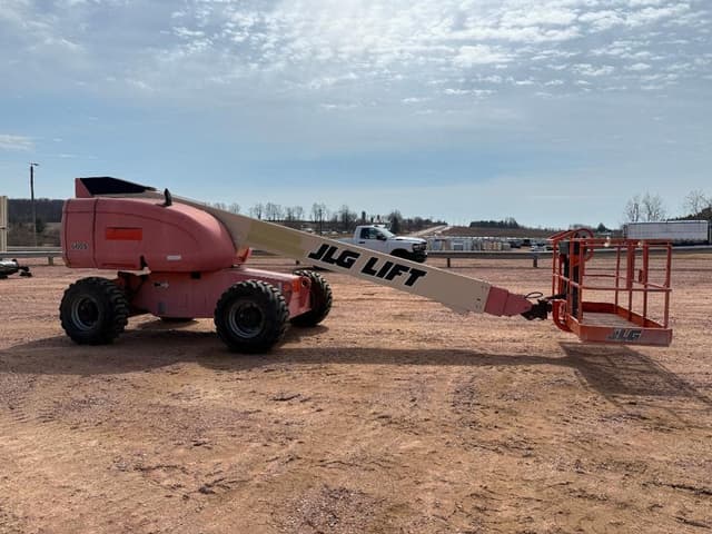 Image of JLG 600S equipment image 1