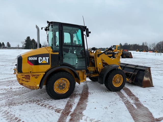 Image of Caterpillar 906M equipment image 3