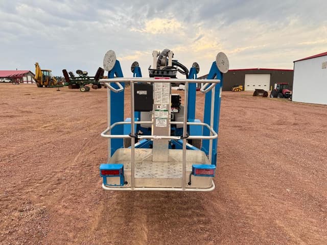 Image of Genie TZ-50 equipment image 3