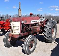 Main image International Harvester W-400