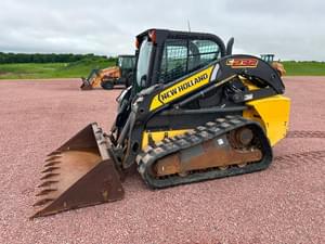 2015 New Holland C232 Image