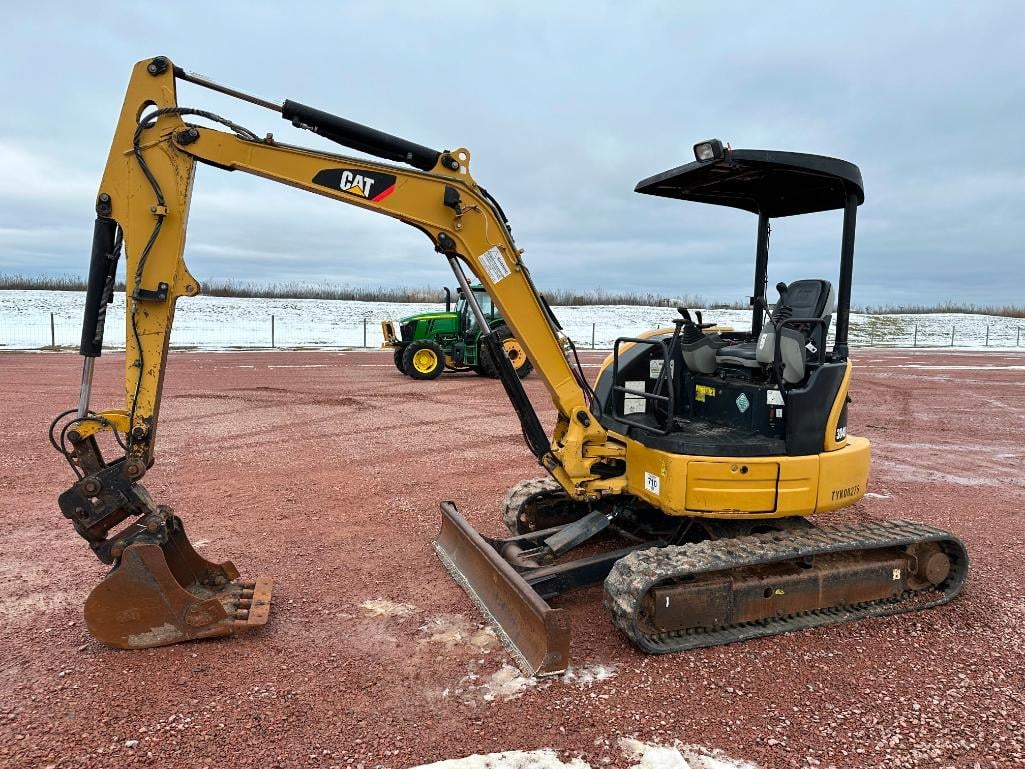 SOLD - 2010 Caterpillar 304D CR Lot No. 710 Construction with 2,962 Hrs ...