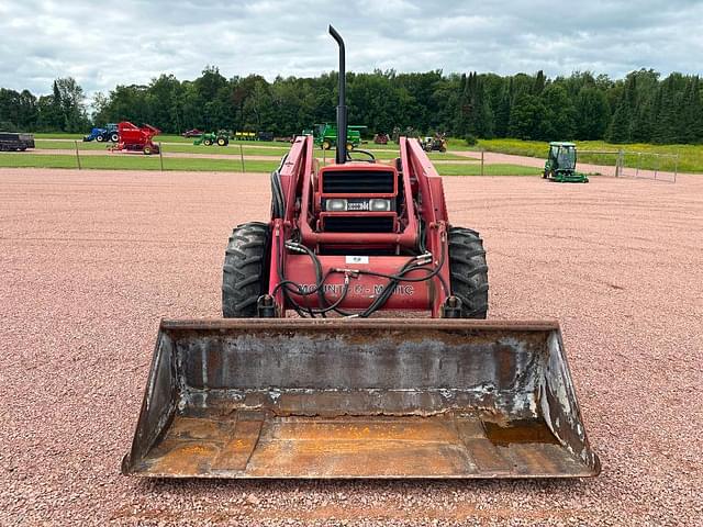 Image of Case IH 685 equipment image 1