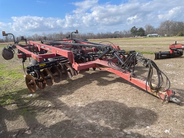 Image of Case IH 690 equipment image 1