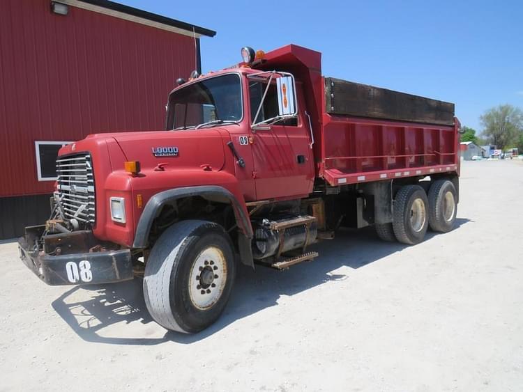 1994 Ford LN8000 Equipment Image0