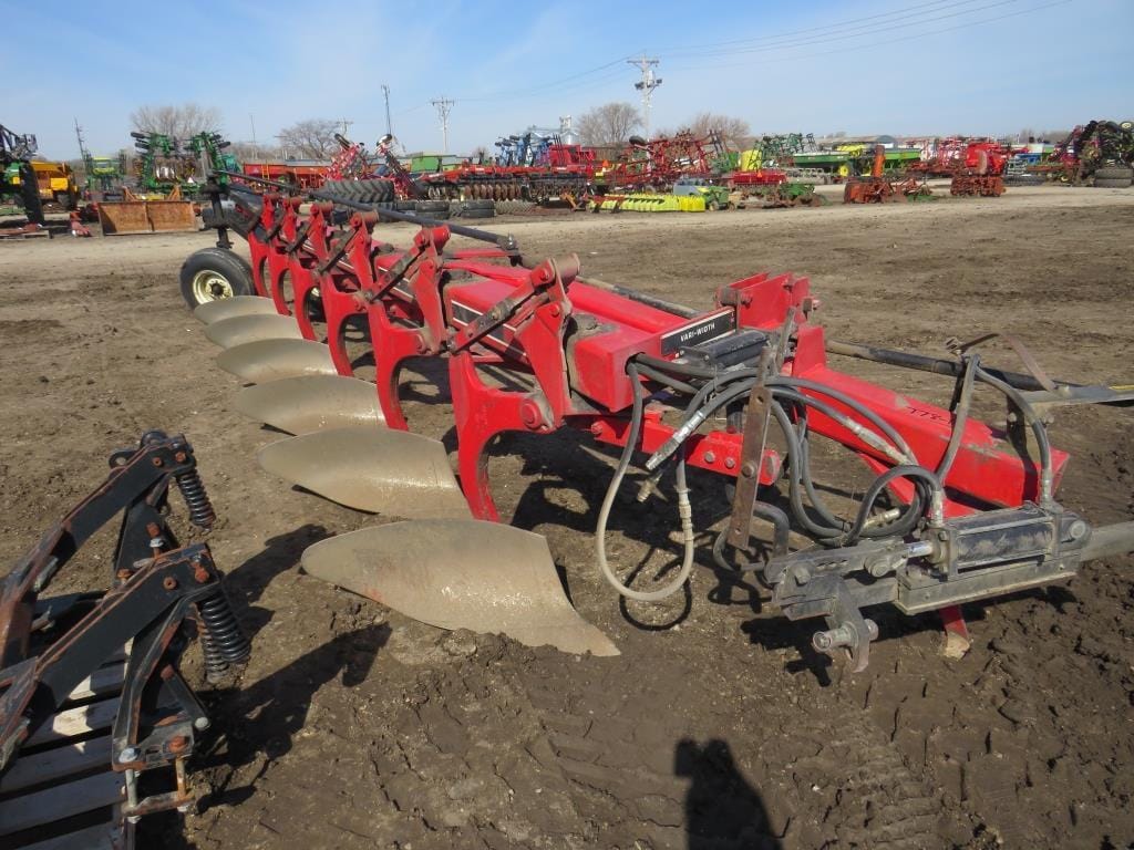 Main image Case IH 735