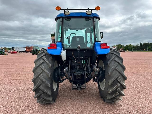 Image of New Holland TD5050 equipment image 4