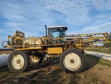 Main image Ag-Chem RoGator 854