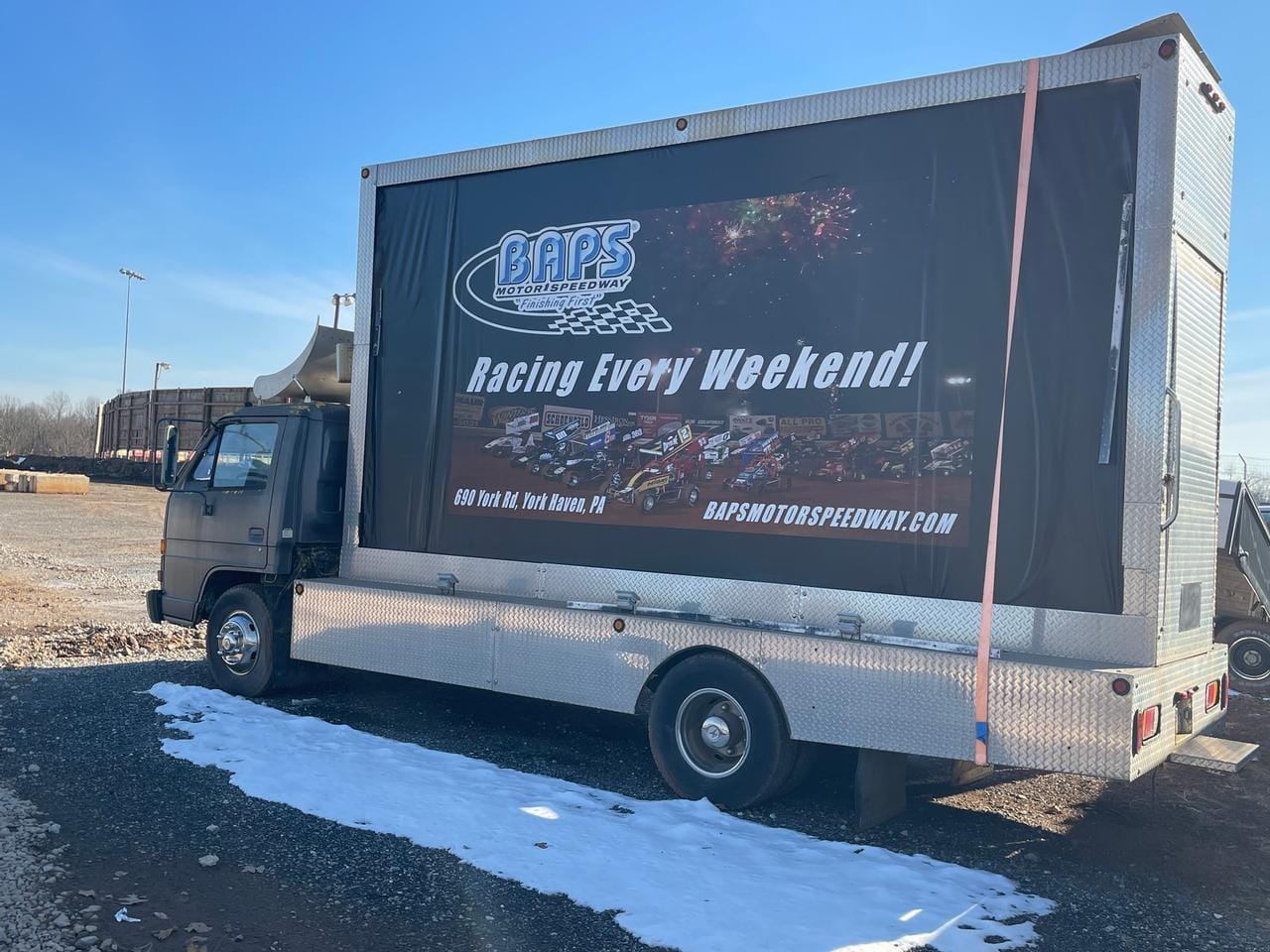 Main image Isuzu NPR