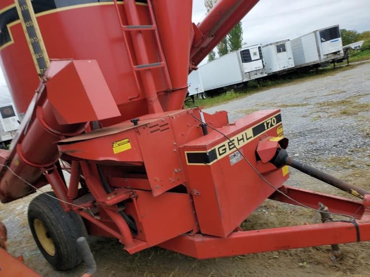 Gehl 170 Hay and Forage Grinders/Mixers for Sale Tractor Zoom