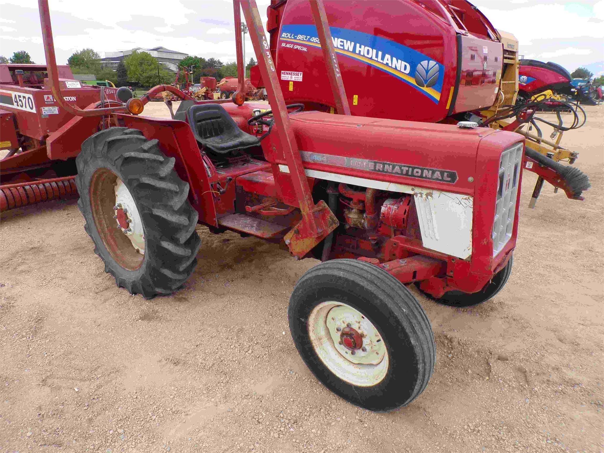 Main image International Harvester 464