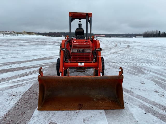 Image of Kubota L4350 equipment image 1