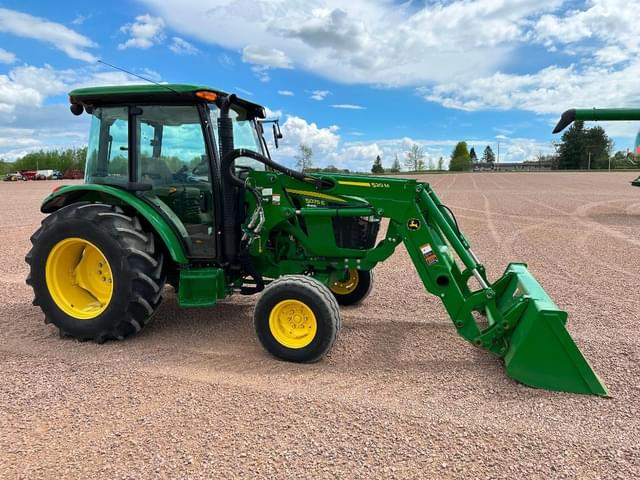 Image of John Deere 5075E equipment image 2