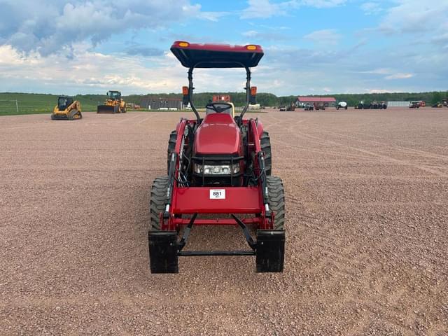 Image of Case IH Farmall 40 equipment image 1