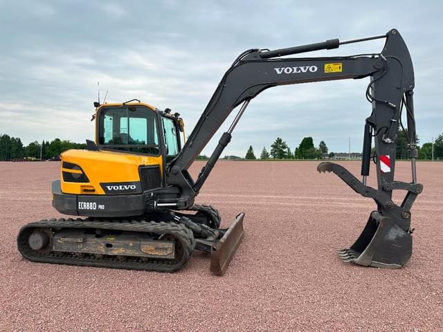 Image of Volvo ECR88D equipment image 1