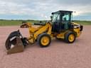 2019 Caterpillar 906M Image