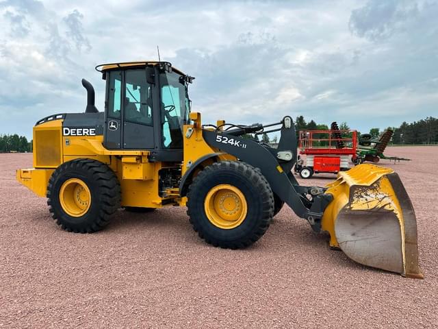 Image of John Deere 524KII equipment image 2