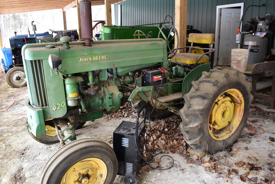 Image of John Deere 420 Primary Image