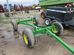 John Deere 1075 Equipment Image0