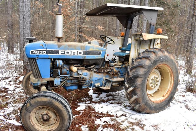 Image of Ford 4630 equipment image 3