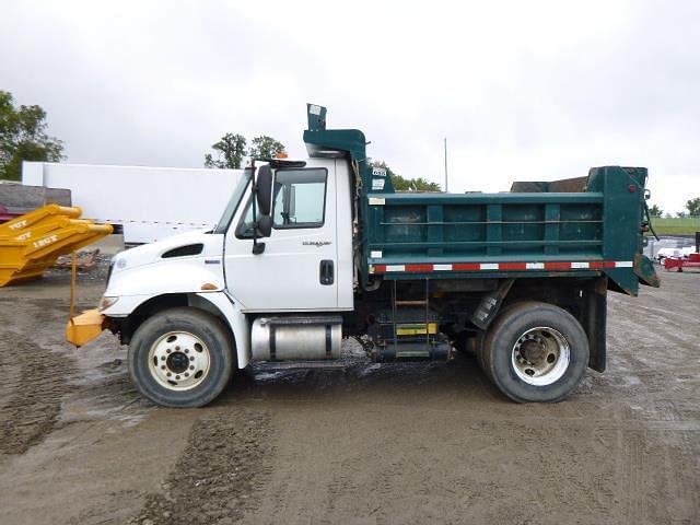 2013 International Durastar 4300 Equipment Image0