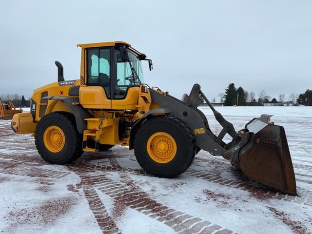Image of Volvo L70G equipment image 2
