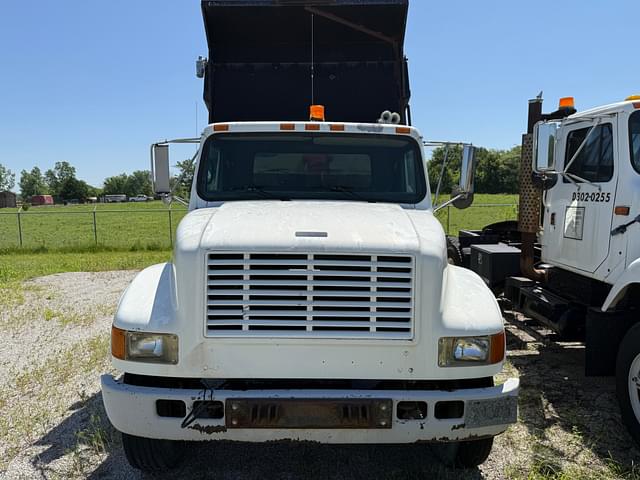 Image of International 4700 equipment image 1