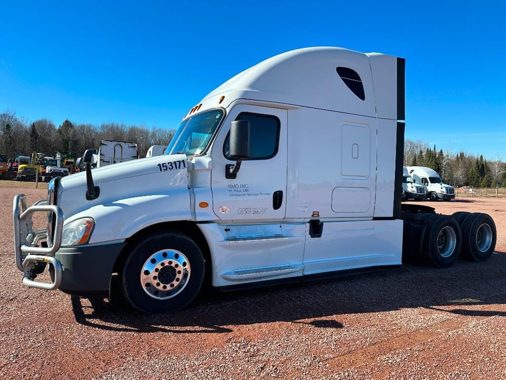 Main image Freightliner Cascadia 125