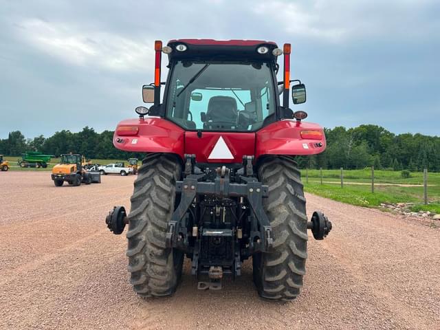 Image of Case IH Magnum 250 equipment image 4