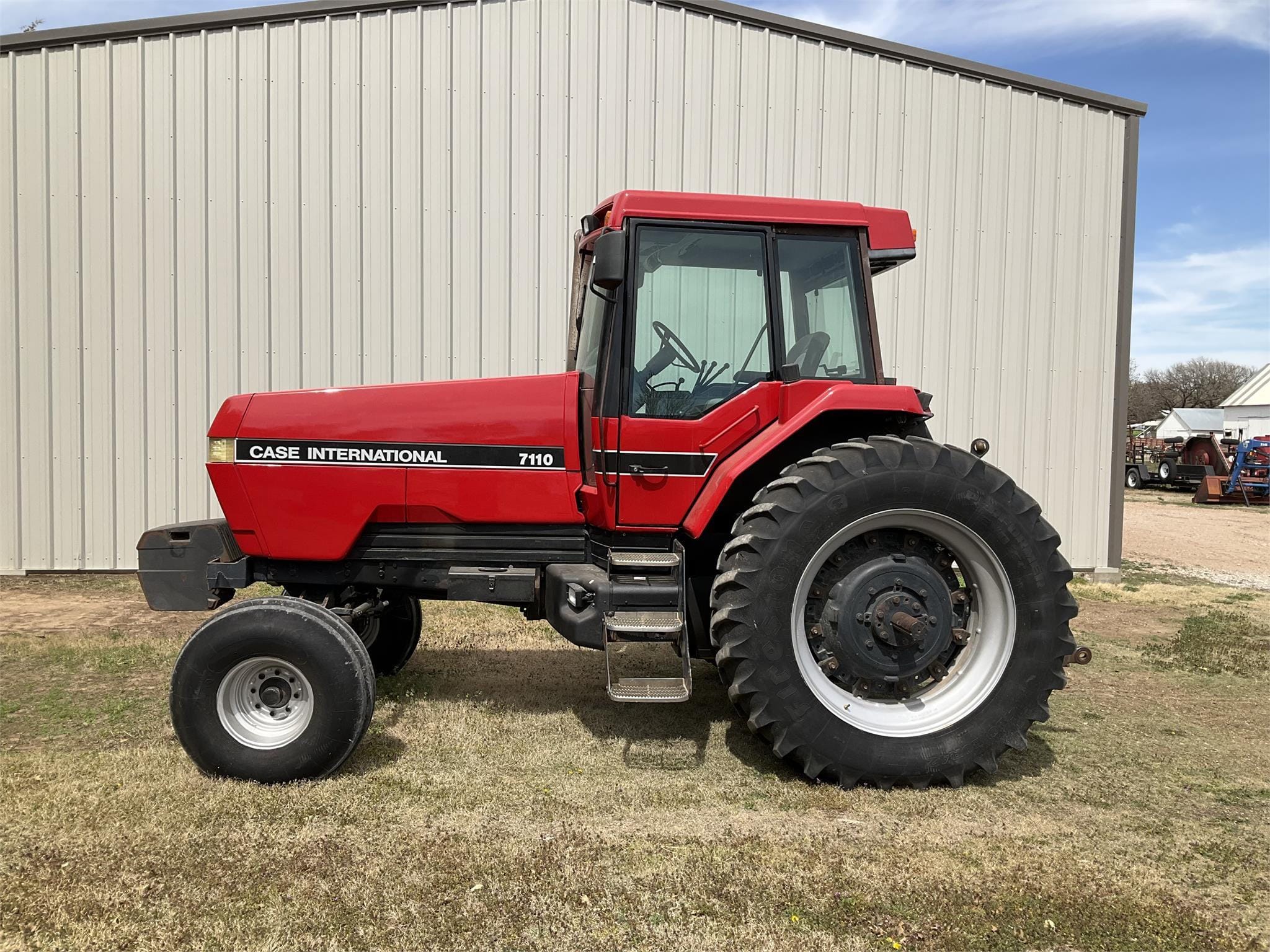 Main image Case IH 7110