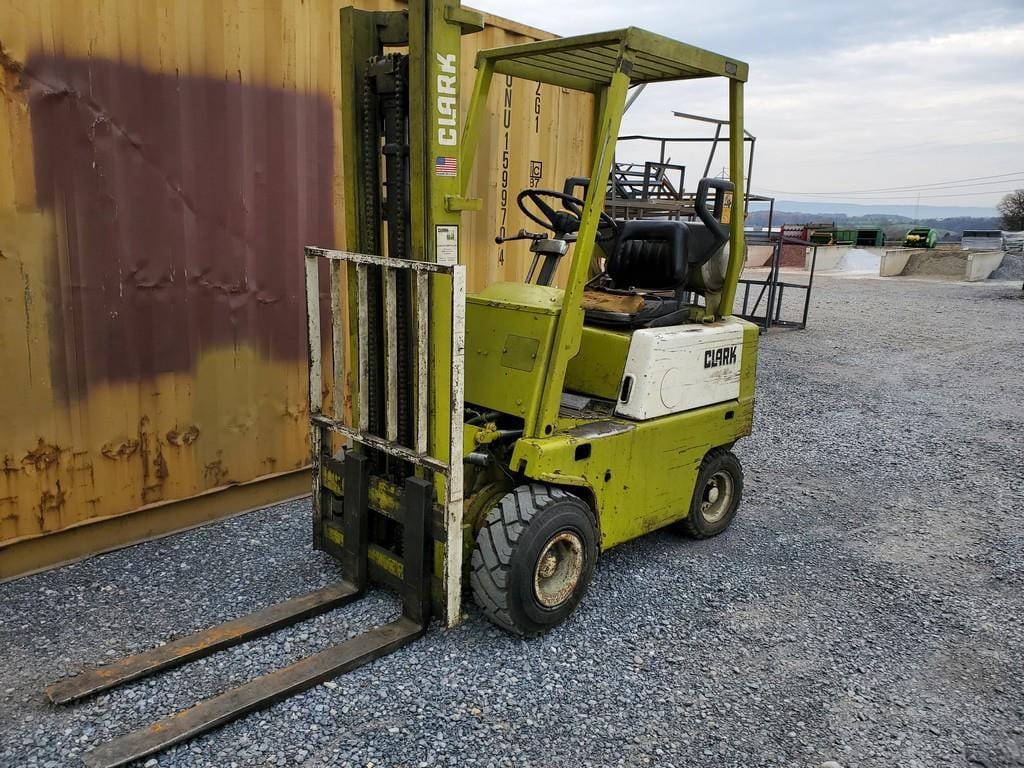 Main image Clark C500Y30