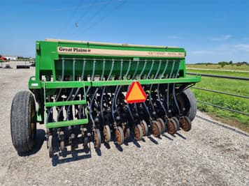 Main image Great Plains Solid Stand 10