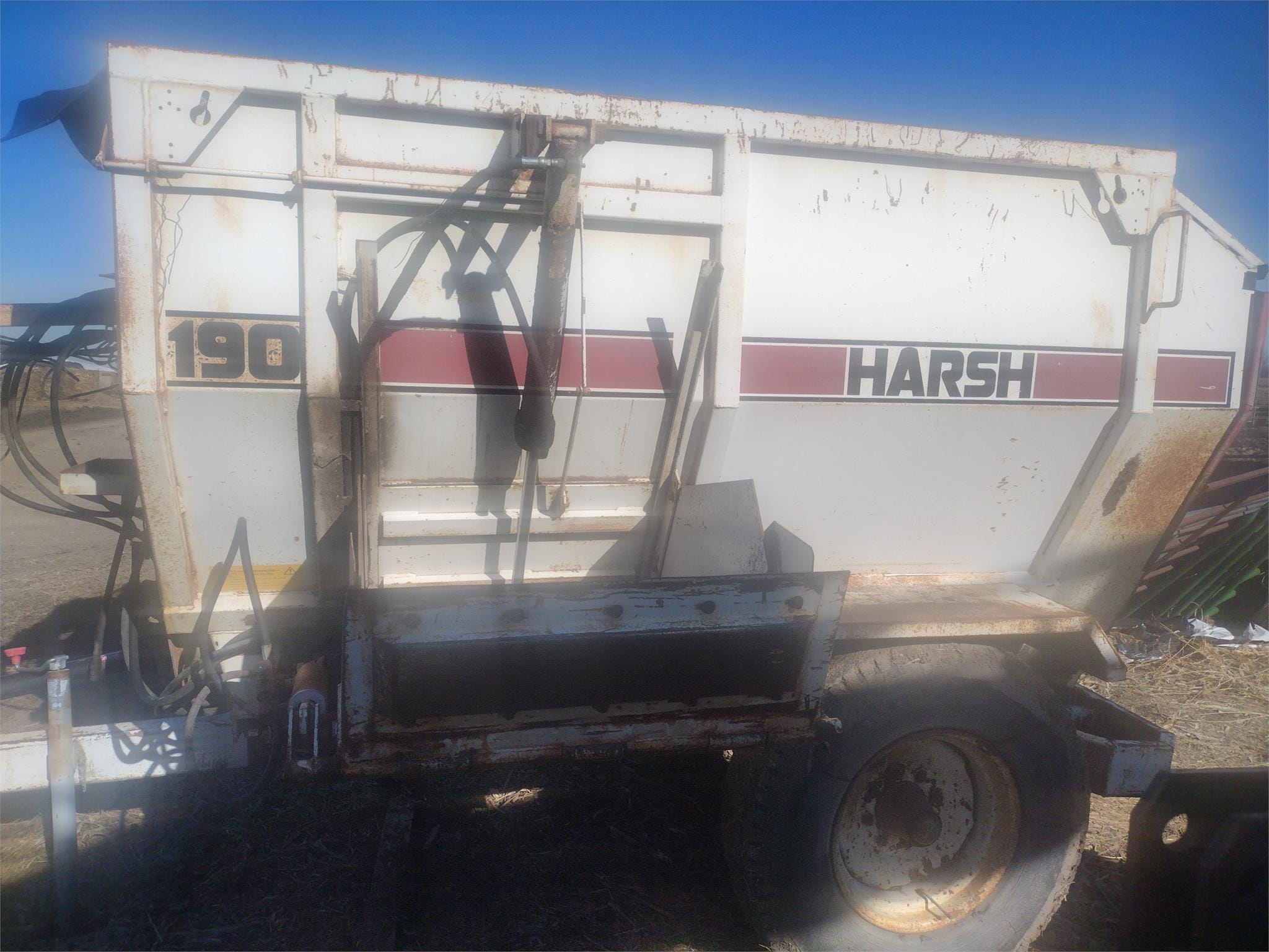 Main image Harsh 190