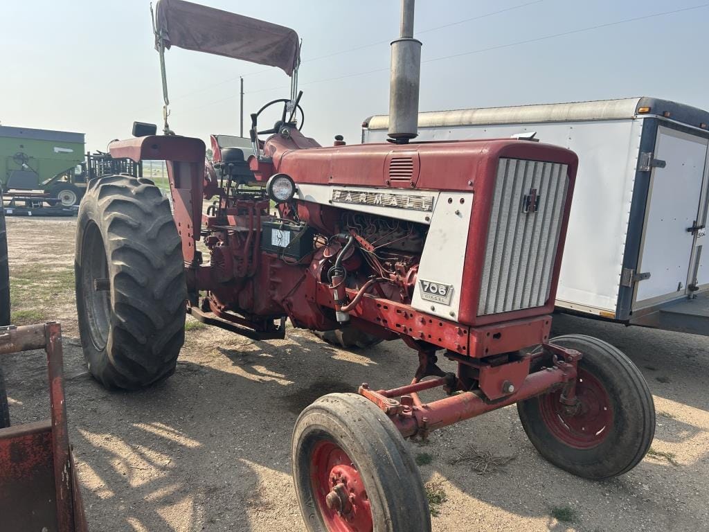 Main image International Harvester 706