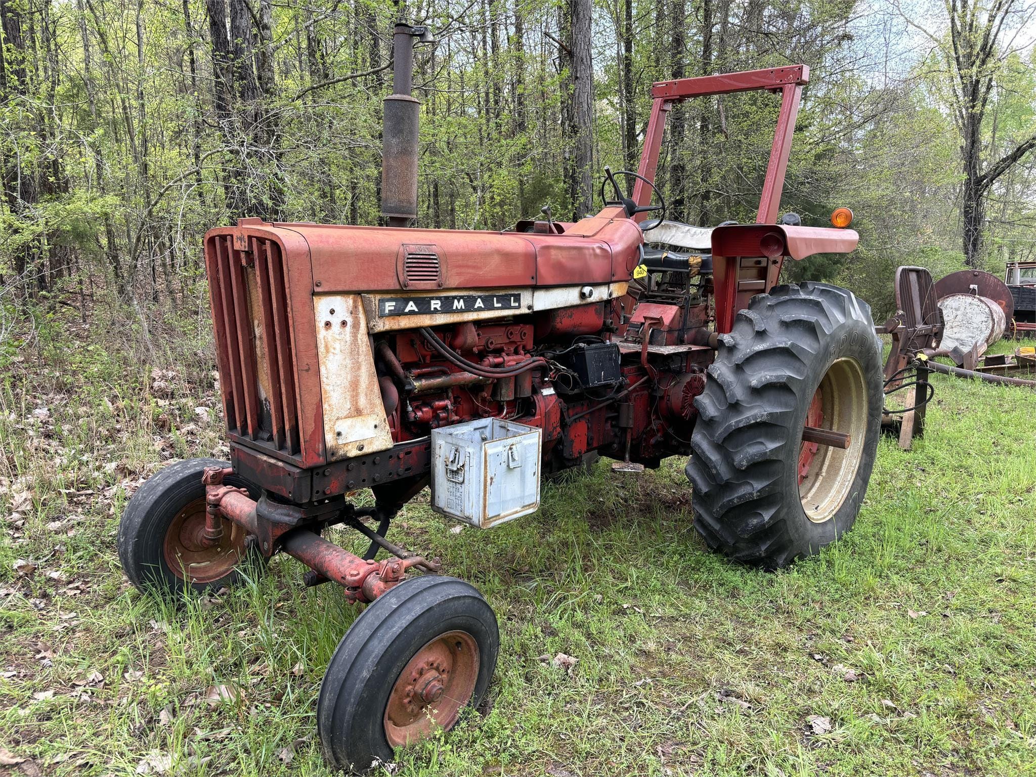 Main image International Harvester 806