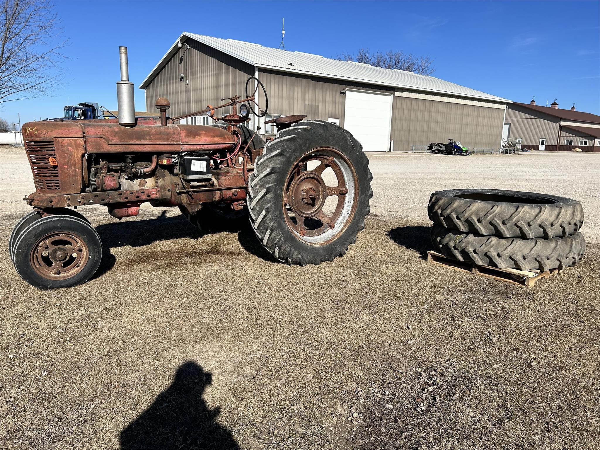 Main image International Harvester Farmall H