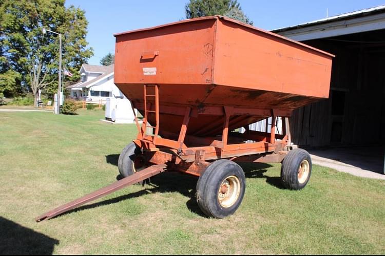 J&M 200 Equipment Image0