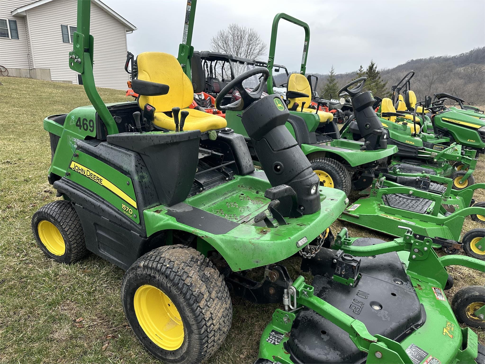 Main image John Deere 1570