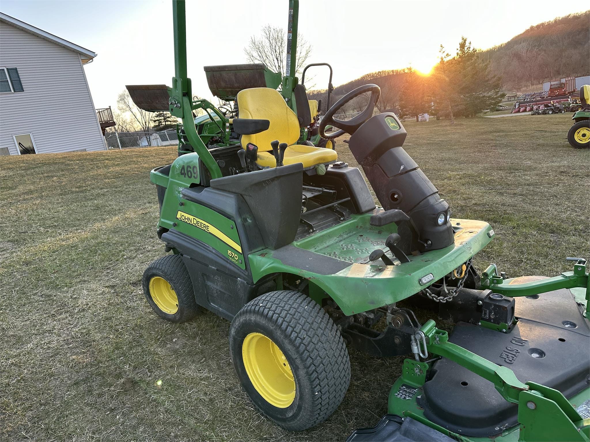 Main image John Deere 1570