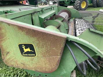 Main image John Deere 212