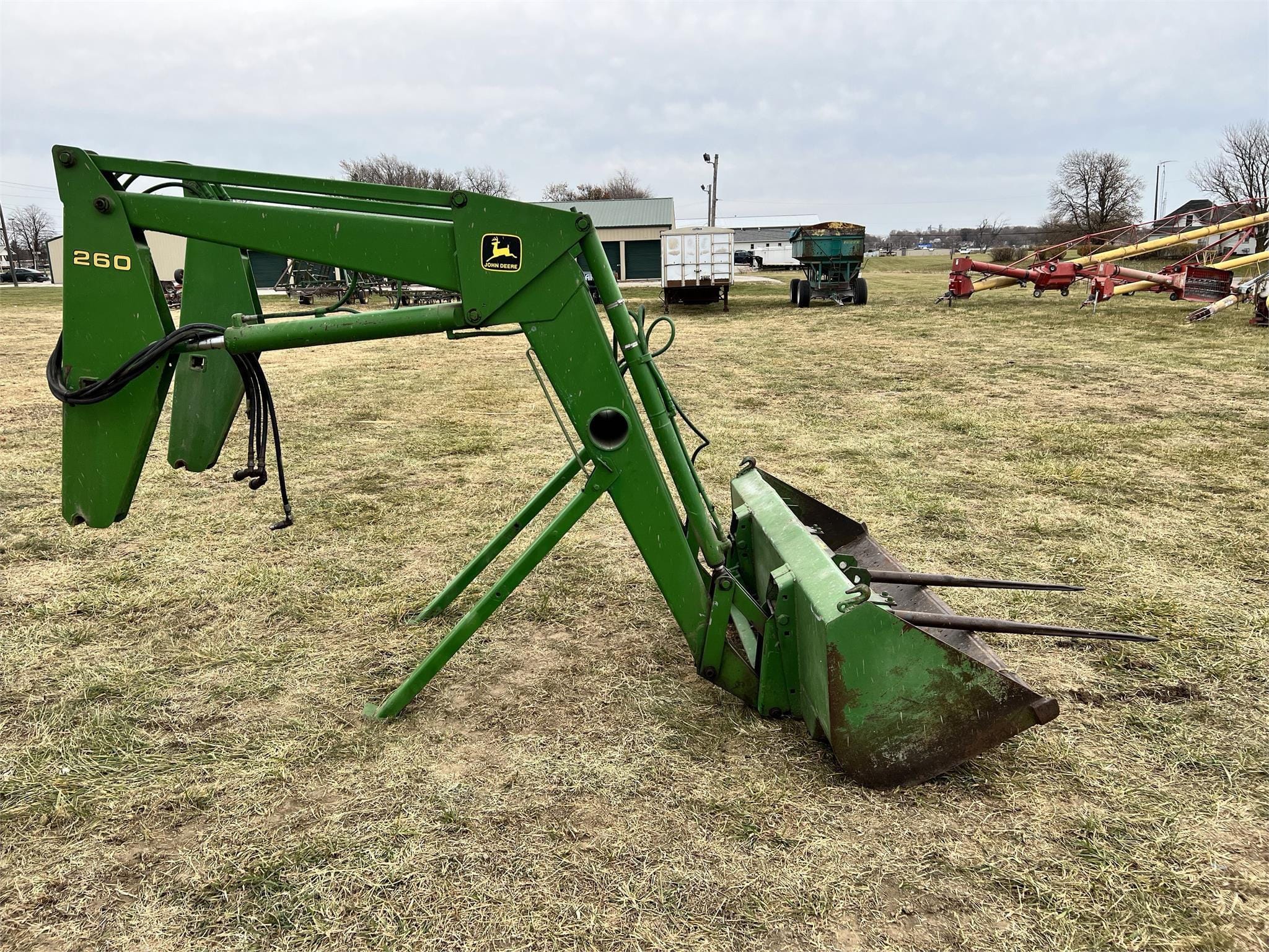 Main image John Deere 260