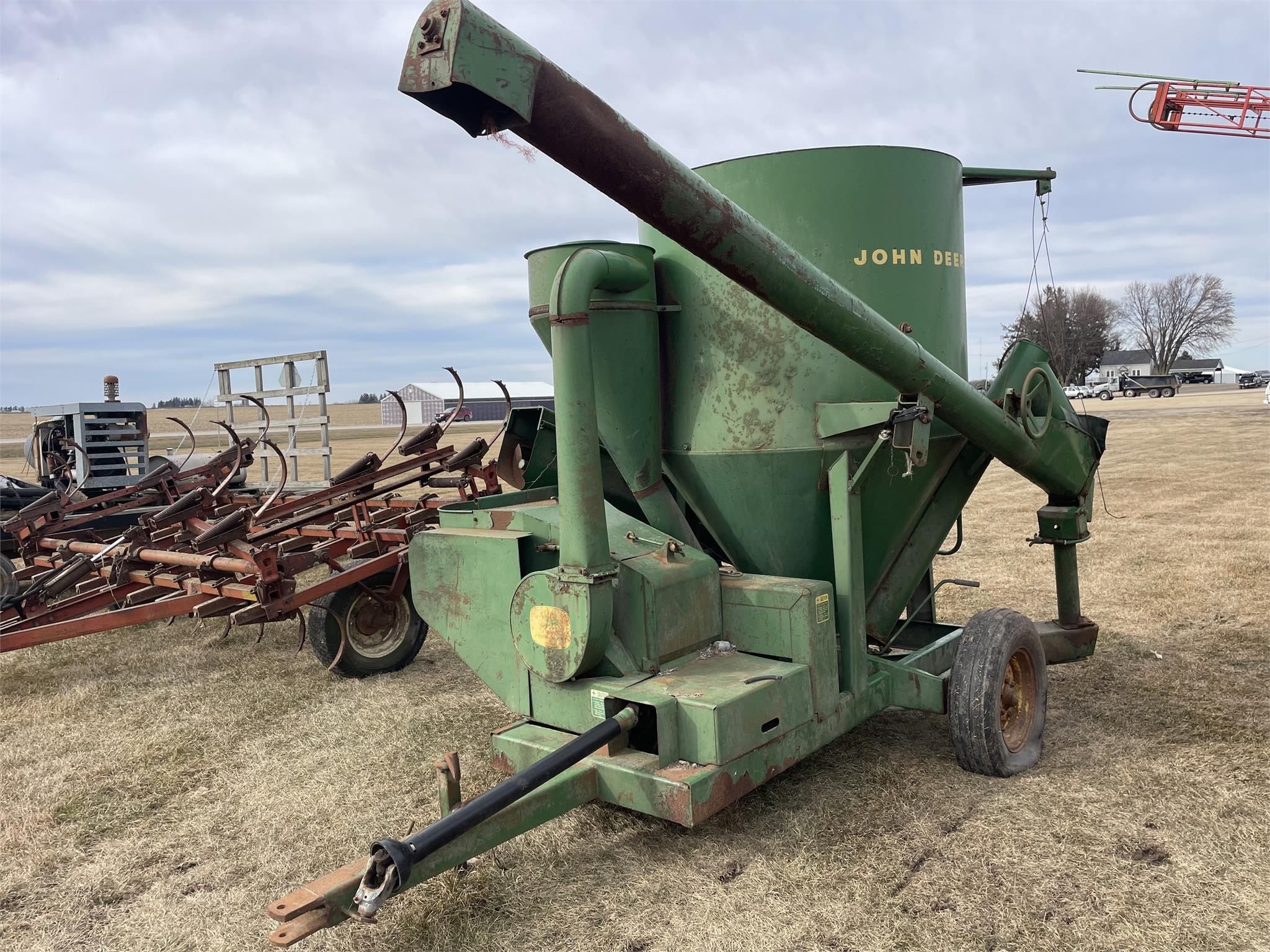 Main image John Deere 400