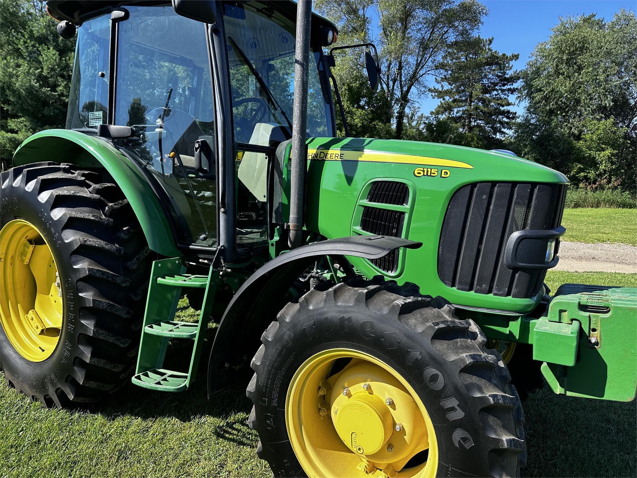 Main image John Deere 6115D